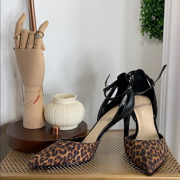 Nine West Leopard Pointed Stiletto size 9.5 US - Picture 1 of 7